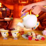 JUEGO DE TETERA Y TAZAS DISNEY SAMOVAR Y CHIP